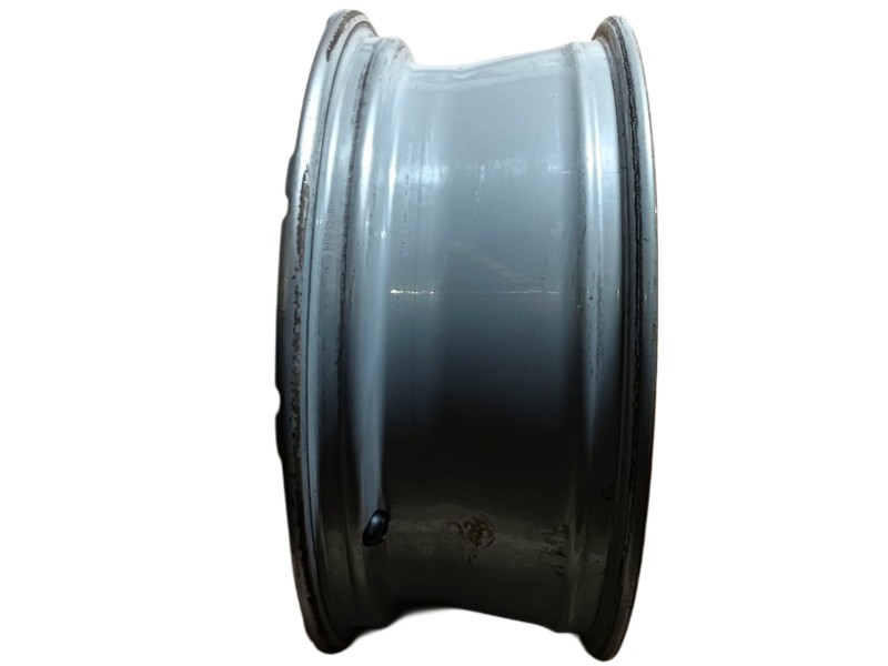 Recambio de llanta para jeep avenger (j2) electric referencia OEM IAM 52197382 ET32 6.5Jx17