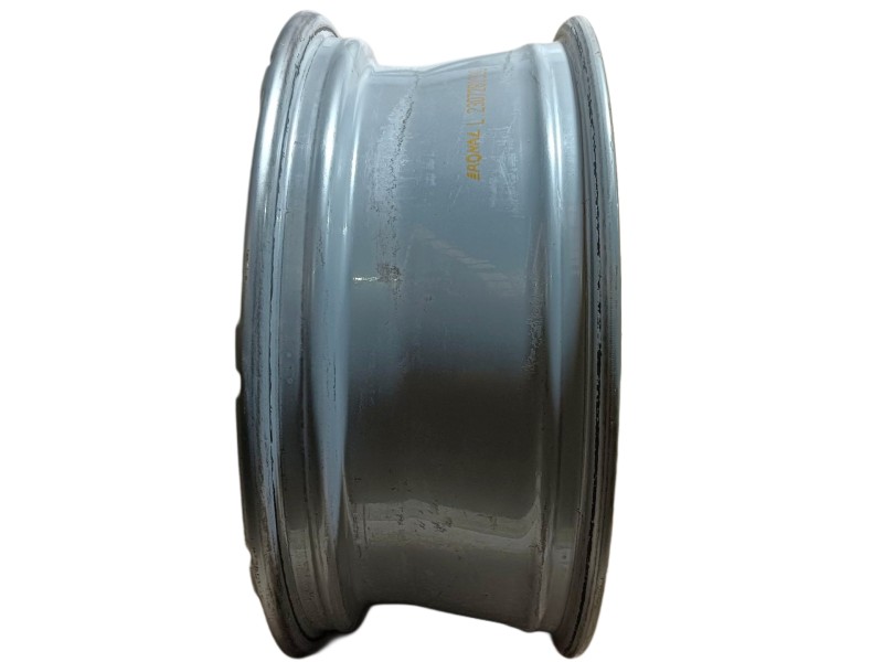 Recambio de llanta para jeep avenger (j2) electric referencia OEM IAM 52197382 ET32 6.5Jx17