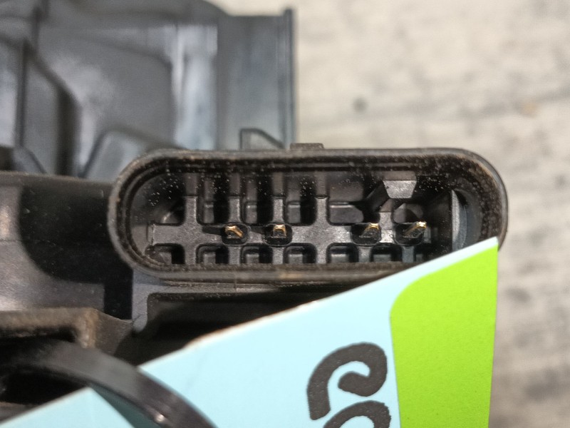 Recambio de cerradura puerta trasera derecha para mercedes-benz cla (c118) cla 180 (118.384) referencia OEM IAM A0997303301 A177