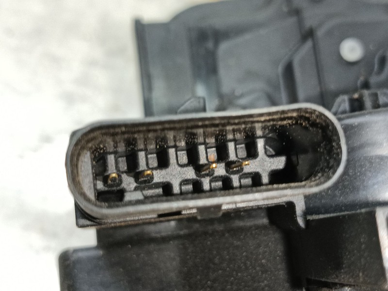 Recambio de cerradura puerta trasera izquierda para mercedes-benz cla (c118) cla 180 (118.384) referencia OEM IAM A0997302001 A1