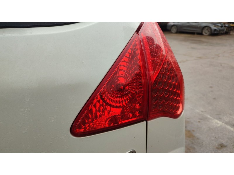 Recambio de piloto trasero derecho interior para peugeot 3008 i monospace (0u_) 1.6 vti referencia OEM IAM   