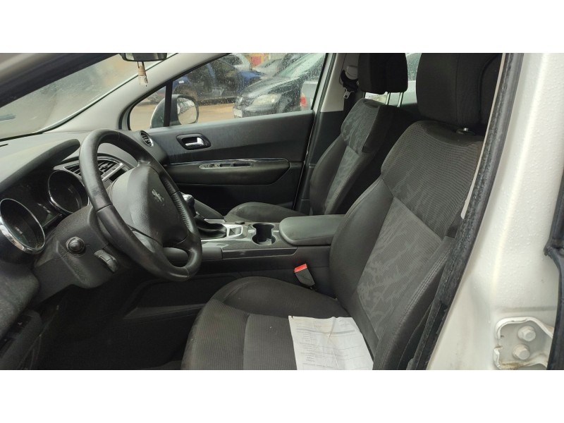 peugeot 3008 i monospace (0u_) del año 2011