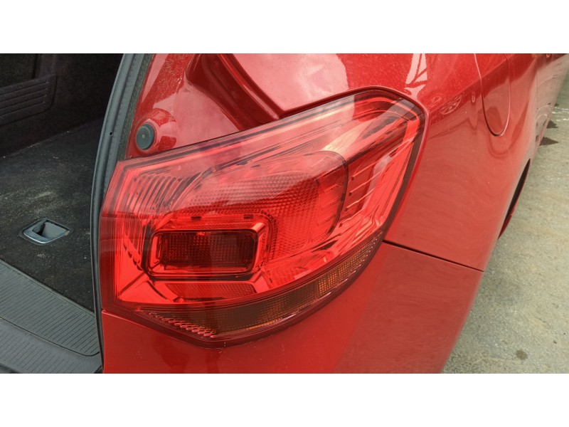 Recambio de piloto trasero derecho para opel astra j sports tourer (p10) 1.6 sidi (35) referencia OEM IAM   