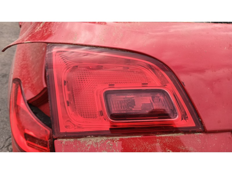 Recambio de piloto trasero izquierdo interior para opel astra j sports tourer (p10) 1.6 sidi (35) referencia OEM IAM   