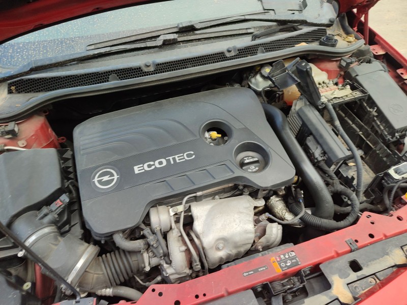 opel astra j sports tourer (p10) del año 2014