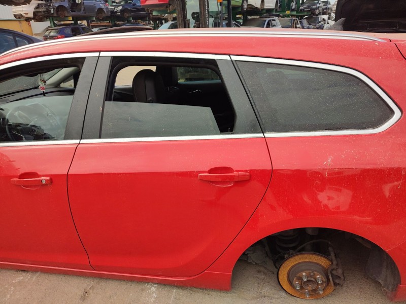 opel astra j sports tourer (p10) del año 2014