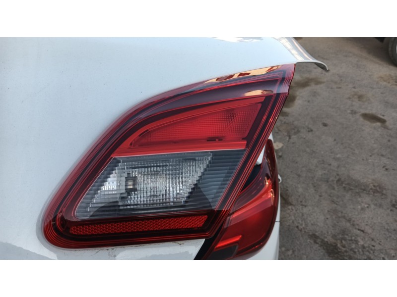 Recambio de piloto trasero derecho interior para opel corsa e (x15) 1.4 (08, 68) referencia OEM IAM   