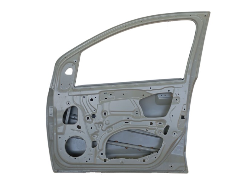 Recambio de puerta delantera derecha para suzuki alto amf 310 referencia OEM IAM 68001M68K10-000  