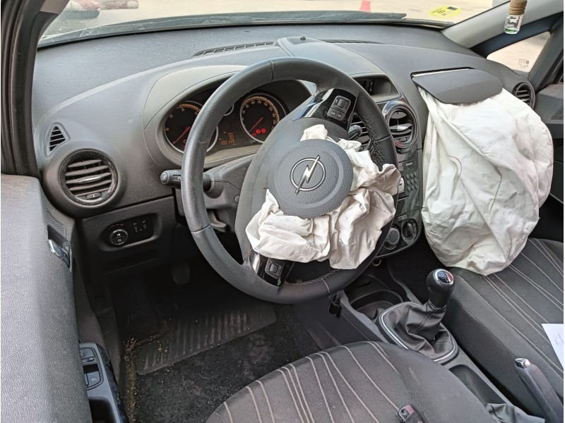 opel corsa d (s07) del año 2011