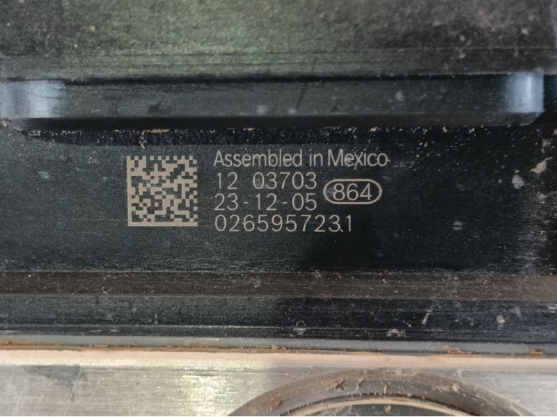 Recambio de abs para byd seal u referencia OEM IAM  TA3568010G4 