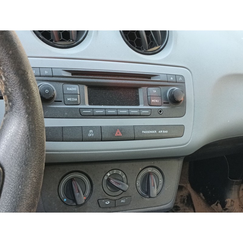 Recambio de sistema audio / radio cd para seat ibiza iv (6j5, 6p1) 1.2 tsi referencia OEM IAM   
