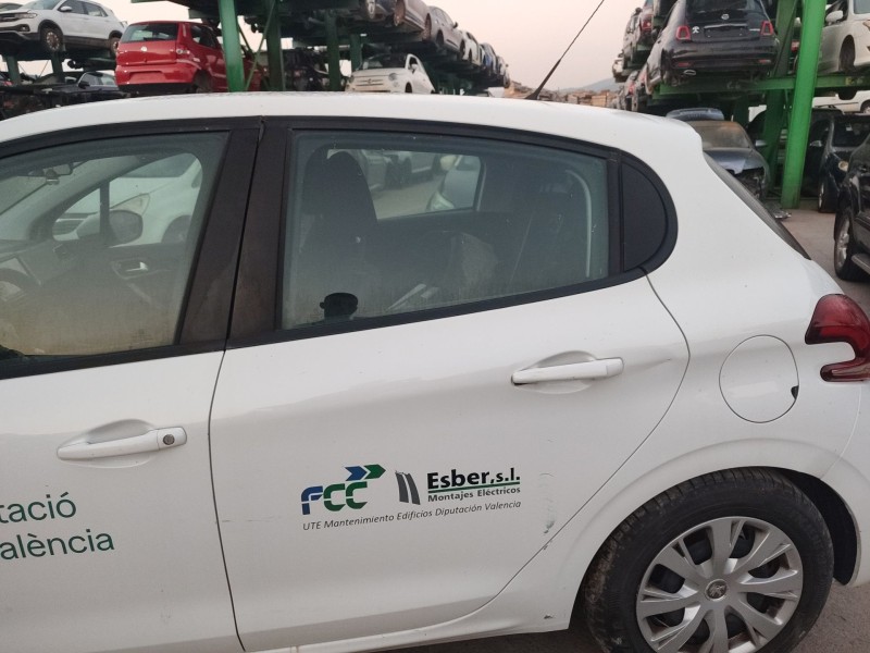 Recambio de puerta trasera izquierda para peugeot 208 i (ca_, cc_) 1.5 bluehdi 100 referencia OEM IAM   