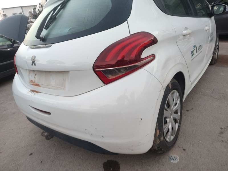 Recambio de paragolpes trasero para peugeot 208 i (ca_, cc_) 1.5 bluehdi 100 referencia OEM IAM   