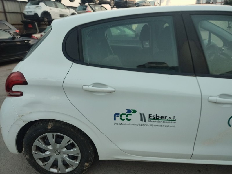 peugeot 208 i (ca_, cc_) del año 2018