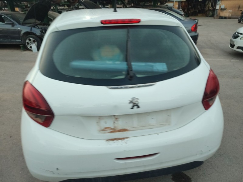 peugeot 208 i (ca_, cc_) del año 2018