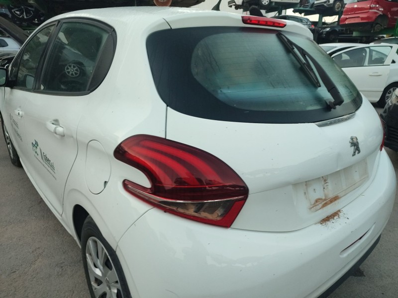 peugeot 208 i (ca_, cc_) del año 2018