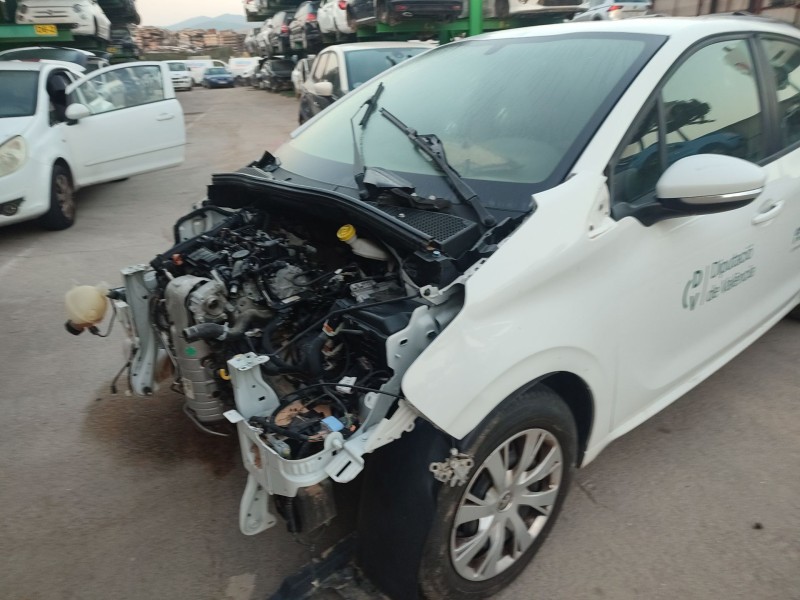 peugeot 208 i (ca_, cc_) del año 2018