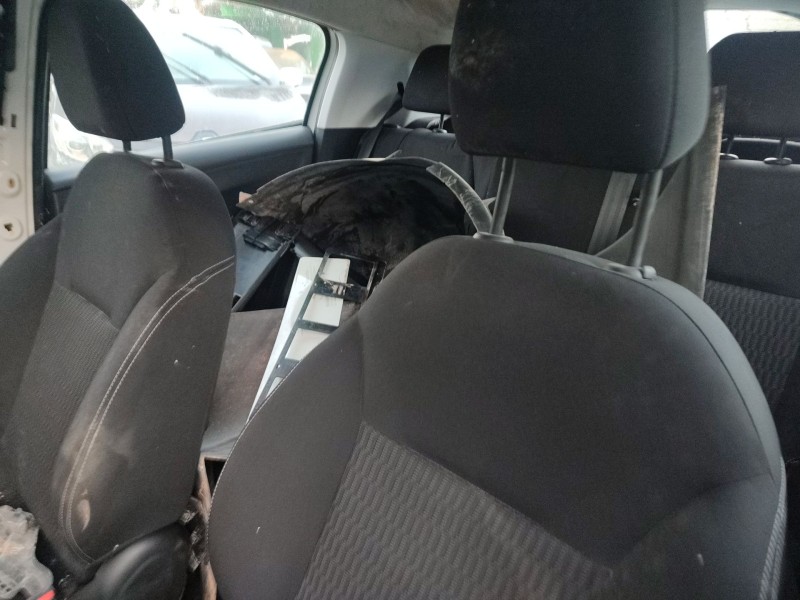 peugeot 208 i (ca_, cc_) del año 2018