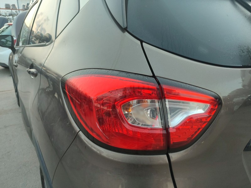 Recambio de piloto trasero izquierdo para renault captur i (j5_, h5_) 1.5 dci 90 referencia OEM IAM   