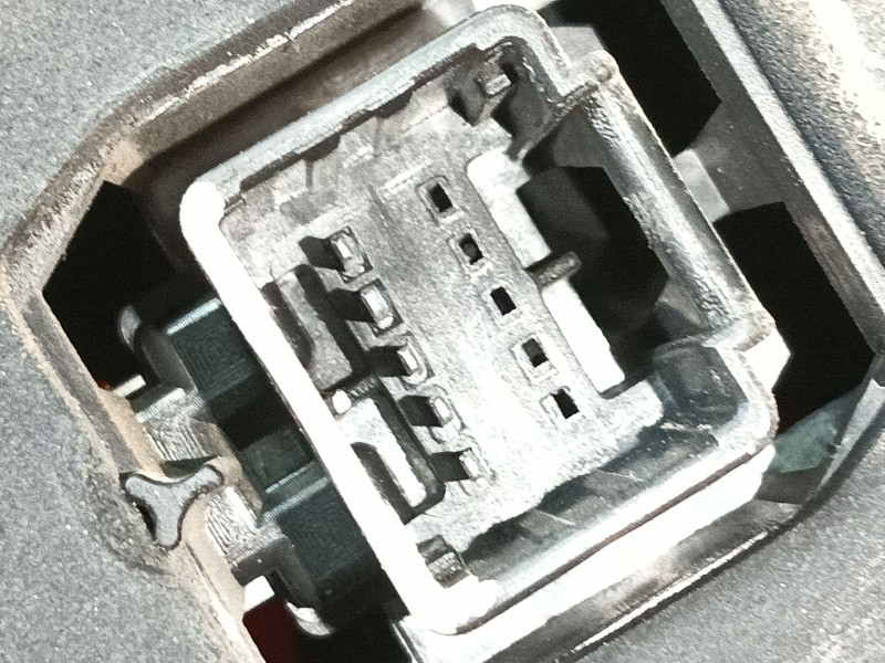 Recambio de piloto trasero izquierdo para renault kangoo / grand kangoo ii (kw0/1_) 1.5 dci 85 (kw0k, kw0l, kw0b) referencia OEM