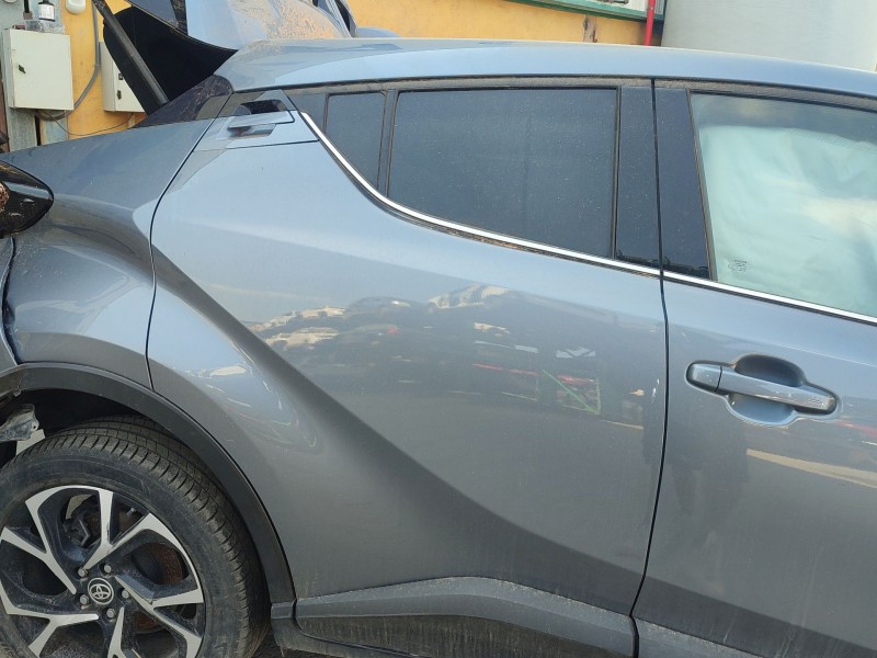 Recambio de puerta trasera derecha para toyota c-hr (_x1_) 1.8 hybrid (zyx10_, zyx11_) referencia OEM IAM   