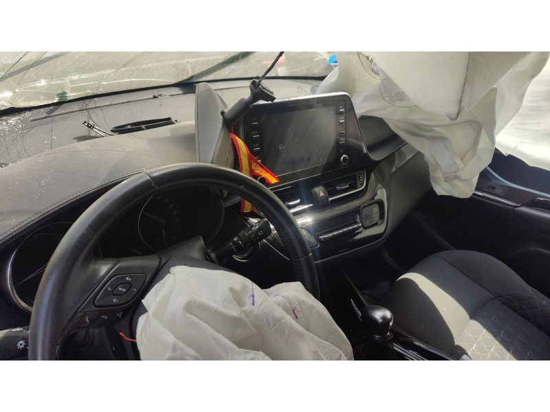 toyota c-hr (_x1_) del año 2021