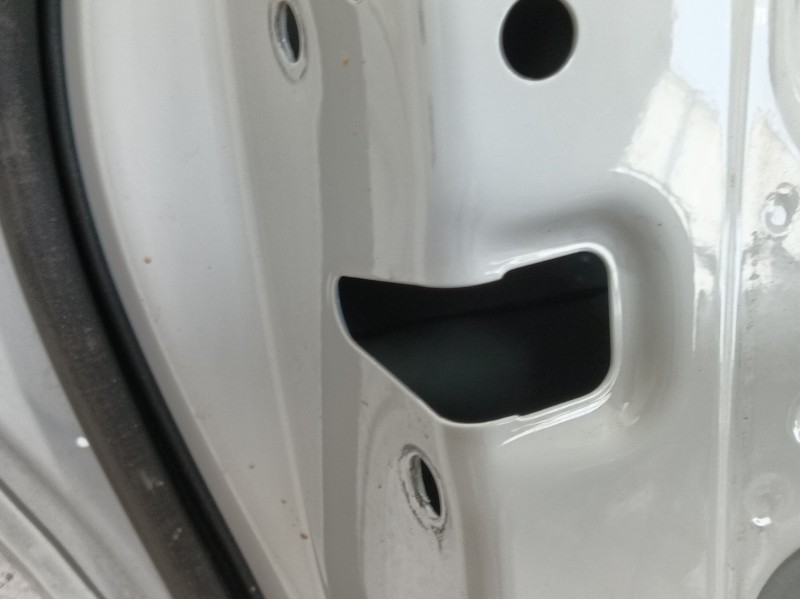 Recambio de puerta trasera izquierda para volkswagen tiguan (ad1, ax1) 2.0 tdi referencia OEM IAM 5NA833055J 5NA839915 