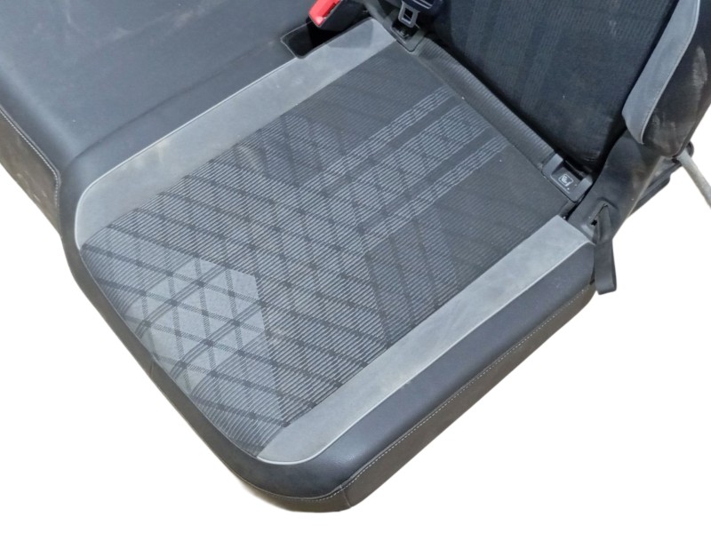 Recambio de juego asientos completo para volkswagen tiguan (ad1, ax1) 2.0 tdi referencia OEM IAM 5NA881805CJVEA  
