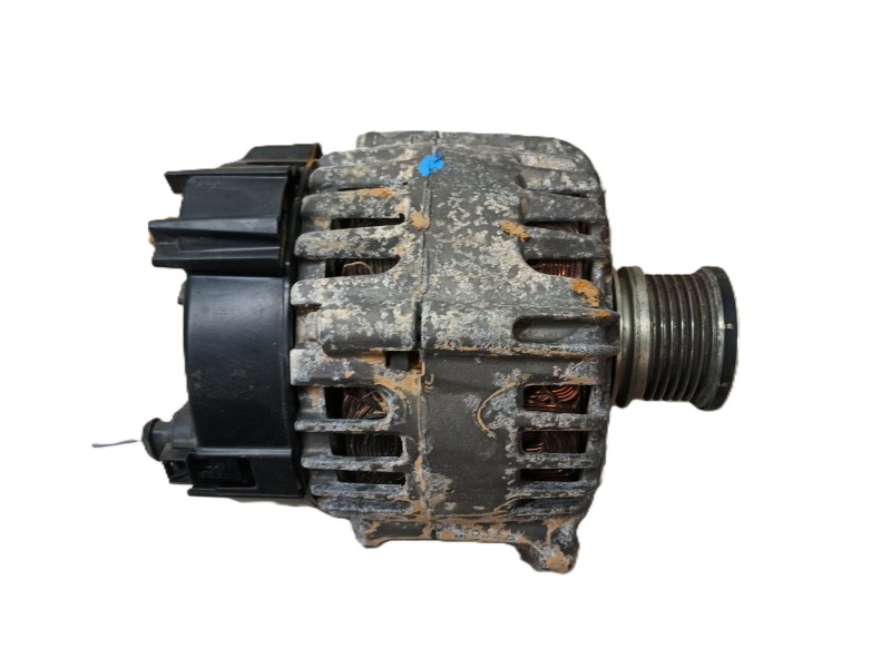 Recambio de alternador para audi q5 (fyb, fyg) 35 tdi quattro referencia OEM IAM 04L903027  