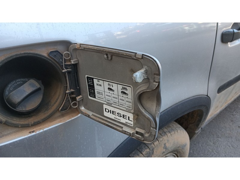 Recambio de tapa exterior combustible para volvo xc90 i (275) d5 awd referencia OEM IAM   