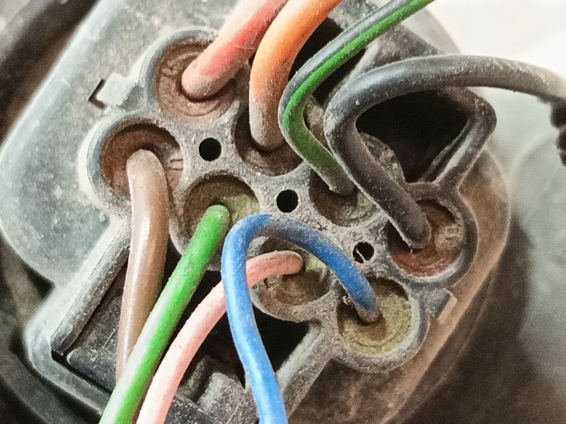 Recambio de faro izquierdo para hyundai i20 i (pb, pbt) 1.4 crdi referencia OEM IAM 921014P000 01032099900010 