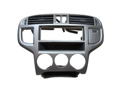 Recambio de moldura para hyundai matrix (fc) 1.6 referencia OEM IAM 8474017350YN 8474217100 