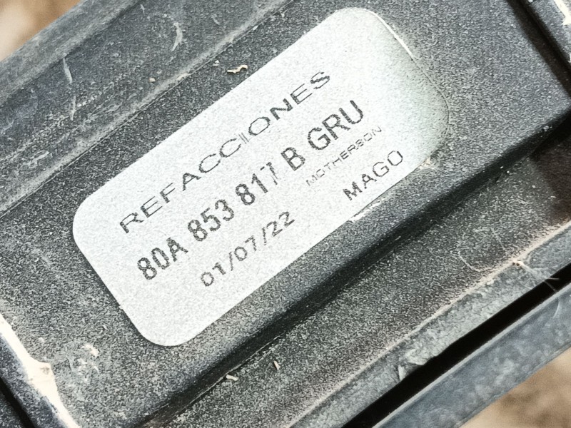 Recambio de aletin trasero izquierdo para audi q5 (fyb, fyg) 35 tdi quattro referencia OEM IAM 80A853817BGRU  