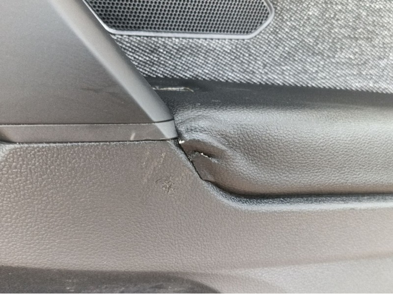 Recambio de guarnecido puerta trasera derecha para seat tarraco (kn2) 2.0 tdi referencia OEM IAM  5FJ867212 