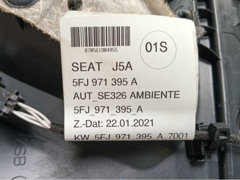 Recambio de guarnecido puerta delantera derecha para seat tarraco (kn2) 2.0 tdi referencia OEM IAM  5NB867011 