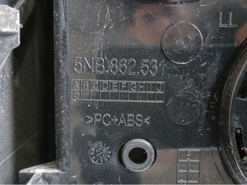 Recambio de apoyabrazos central para seat tarraco (kn2) 2.0 tdi referencia OEM IAM   