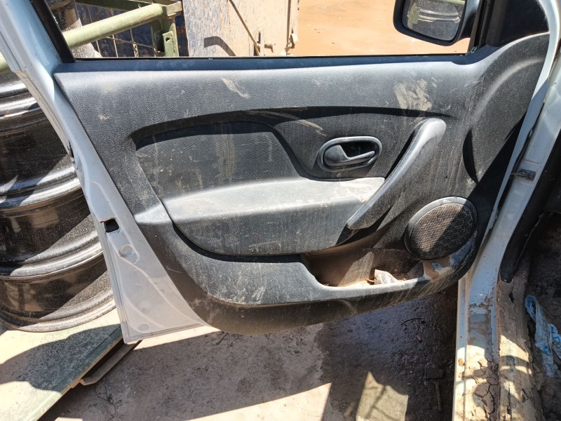 dacia sandero ii del año 2014