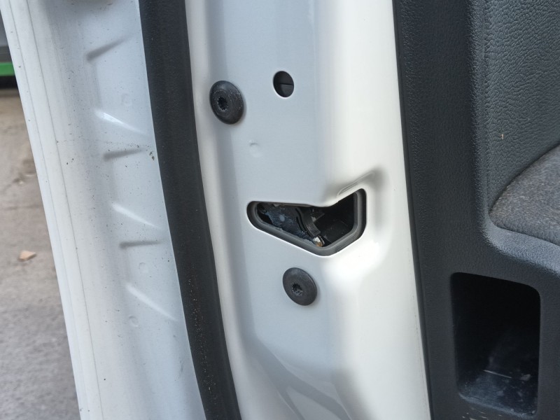 Recambio de cerradura puerta delantera izquierda para skoda octavia iv (nx3, nn3, pv3) 2.0 tdi referencia OEM IAM   