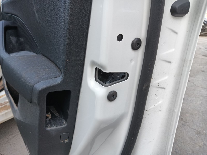 Recambio de cerradura puerta delantera derecha para skoda octavia iv (nx3, nn3, pv3) 2.0 tdi referencia OEM IAM   