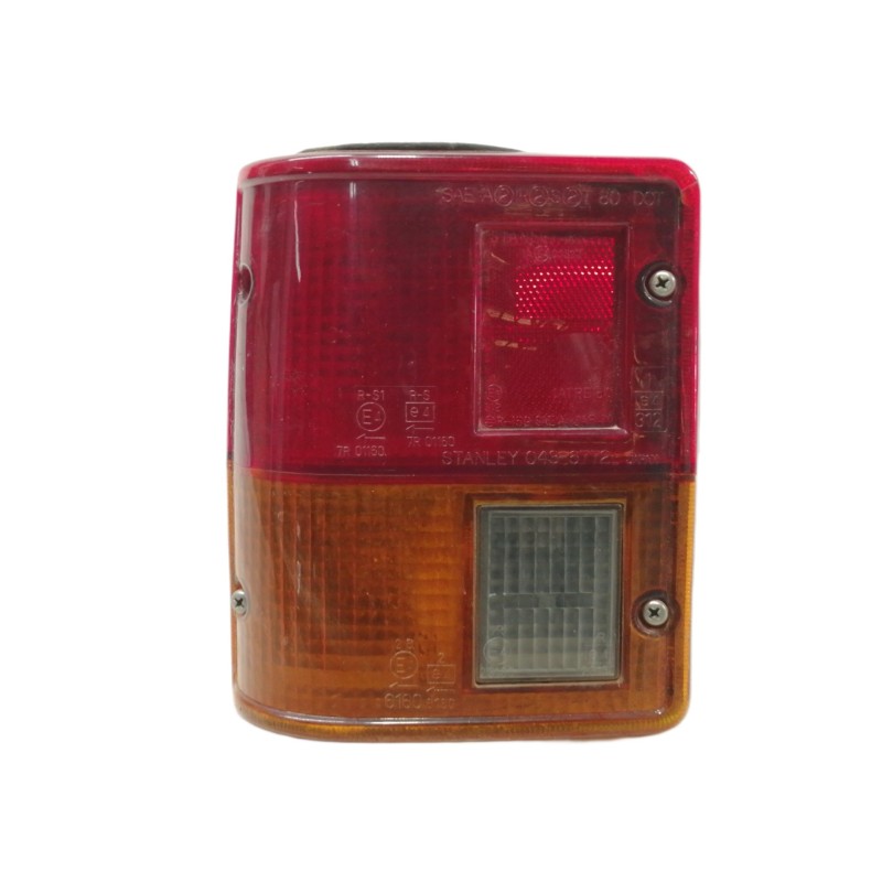 Recambio de piloto trasero izquierdo para mitsubishi montero (l040) 2500 td (2-ptas.) referencia OEM IAM MB283725 0436772L 