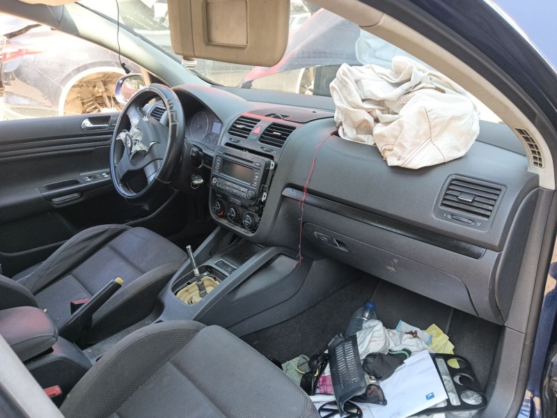 volkswagen golf v (1k1) del año 2005