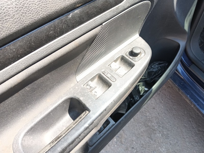 volkswagen golf v (1k1) del año 2005