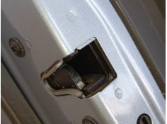 Recambio de puerta trasera izquierda para chevrolet cruze (j300) 1.6 referencia OEM IAM   