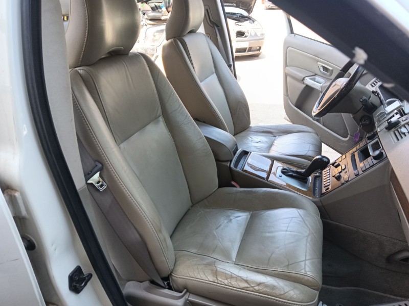 volvo xc90 i (275) del año 2004