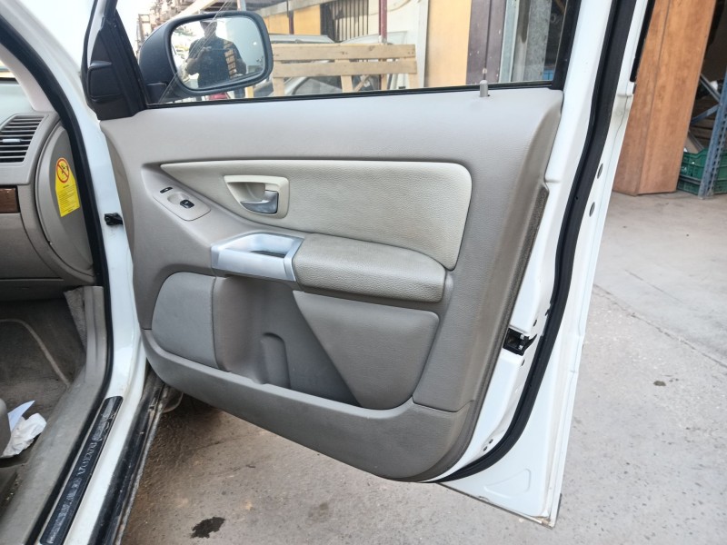 volvo xc90 i (275) del año 2004