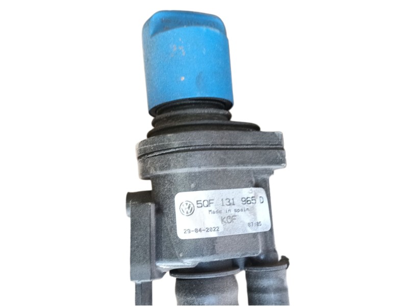 Recambio de deposito adblue para volkswagen tiguan (ad1, ax1) 2.0 tdi referencia OEM IAM  5QF131877N 