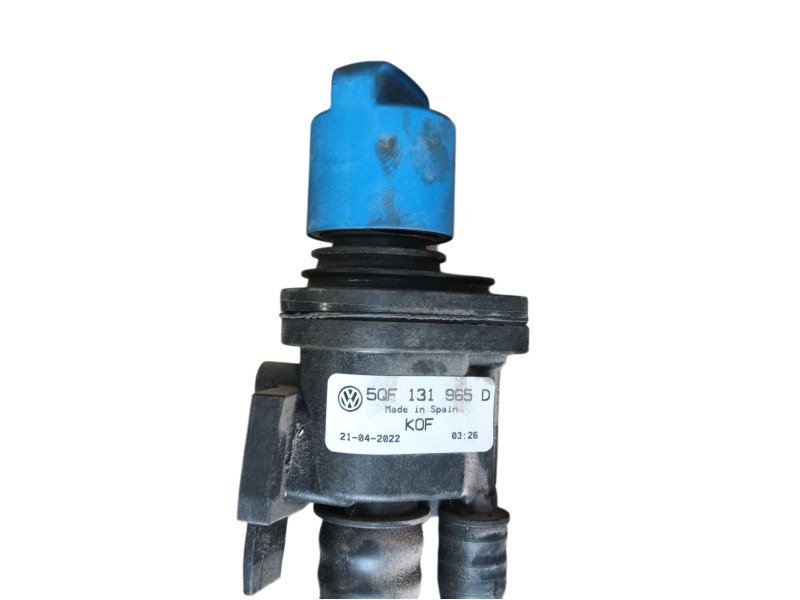 Recambio de deposito adblue para seat tarraco (kn2) 2.0 tdi referencia OEM IAM  5QF131877N 