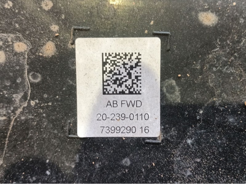 Recambio de deposito adblue para bmw x1 (f48) sdrive 18 d referencia OEM IAM  739929016 