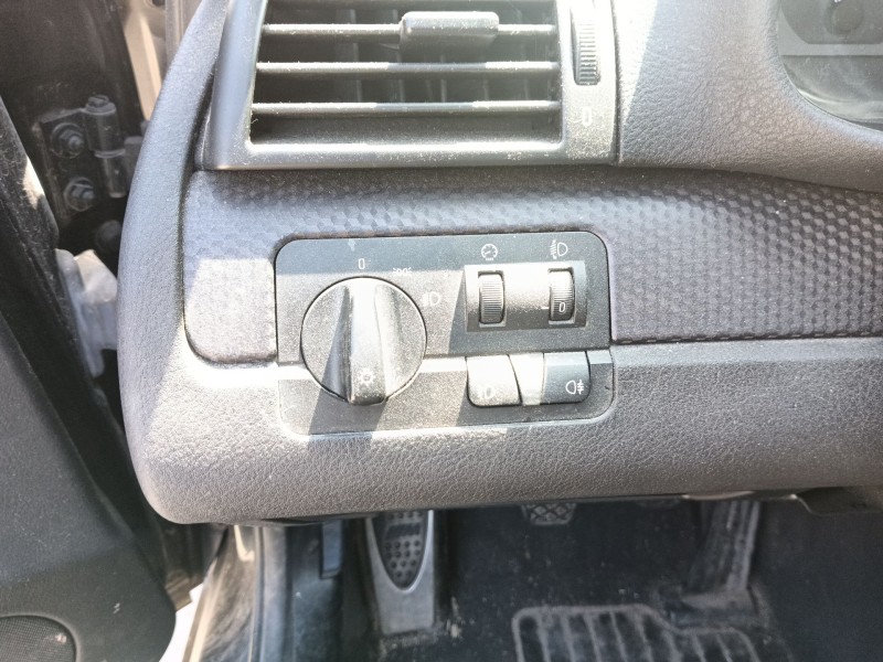 bmw 3 compact (e46) del año 2003