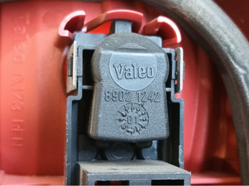 Recambio de piloto trasero izquierdo para renault vel satis (bj0_) 3.0 dci (bj0j, bj0n) referencia OEM IAM  8200014359 